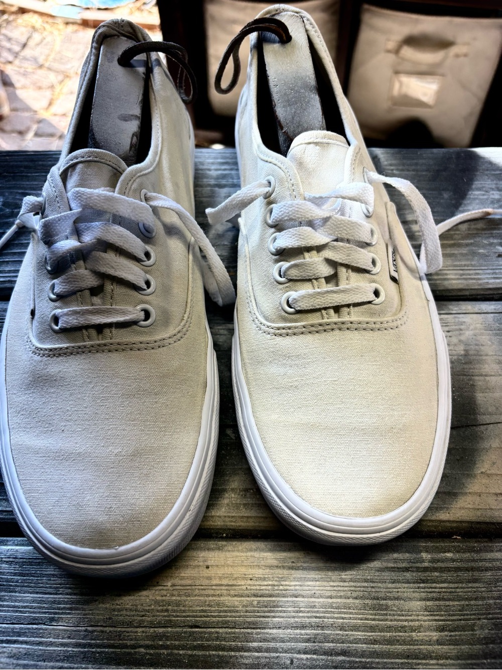 Vans Authentic white & cream sneakers #skateboarding #classic Mens size 11